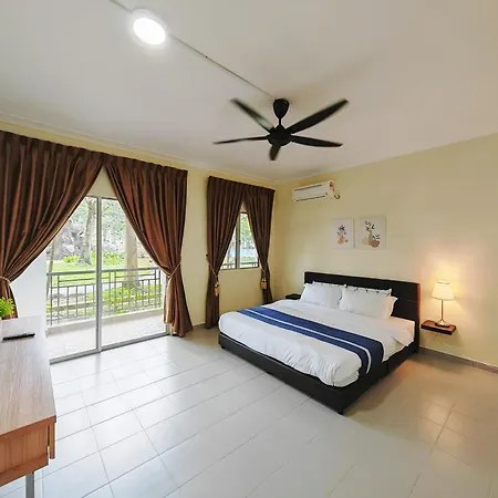 Desaru Black Beach Sky Mirror Resort Exterior photo