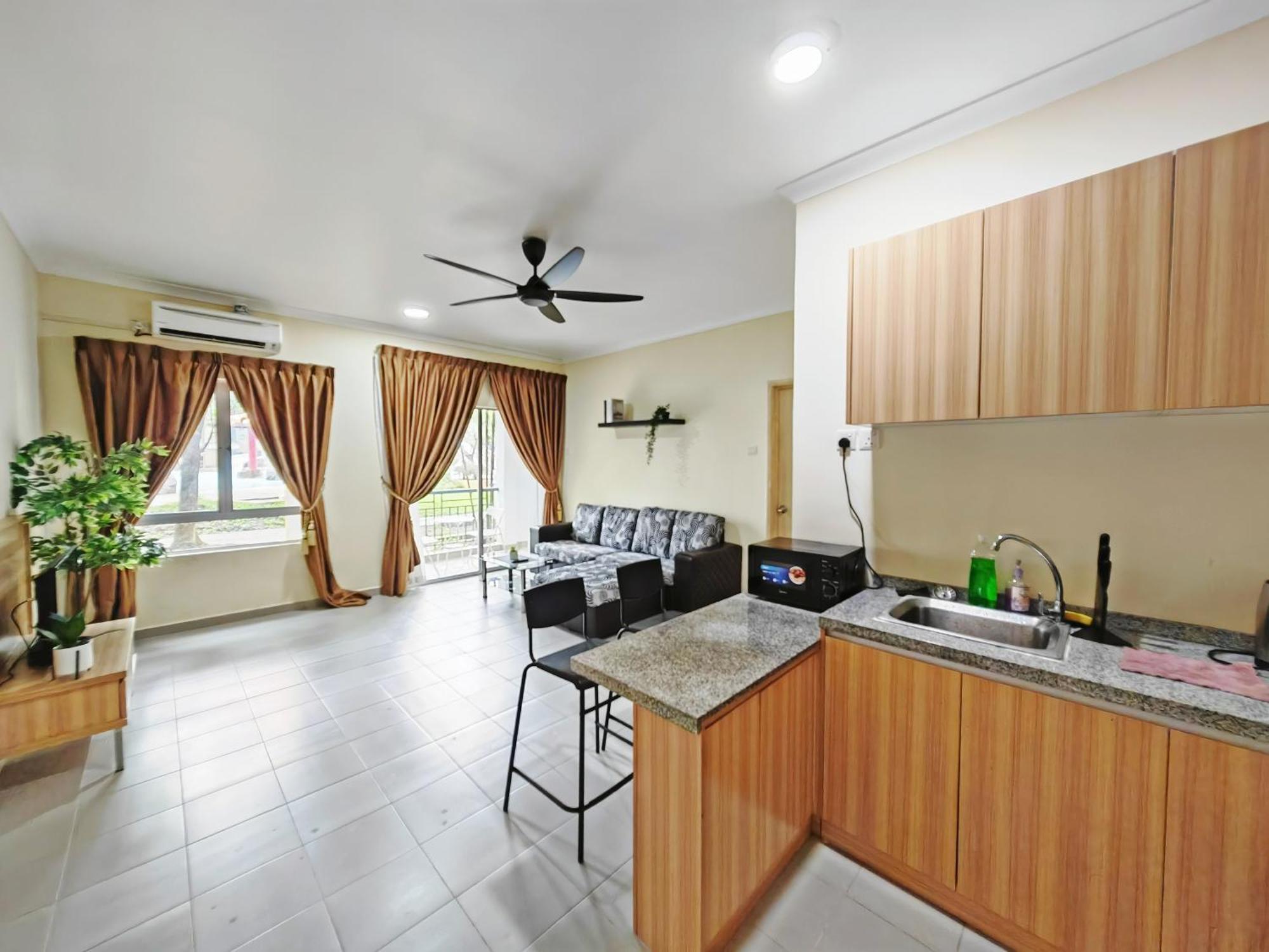 Apartment Black Sky Mirror *