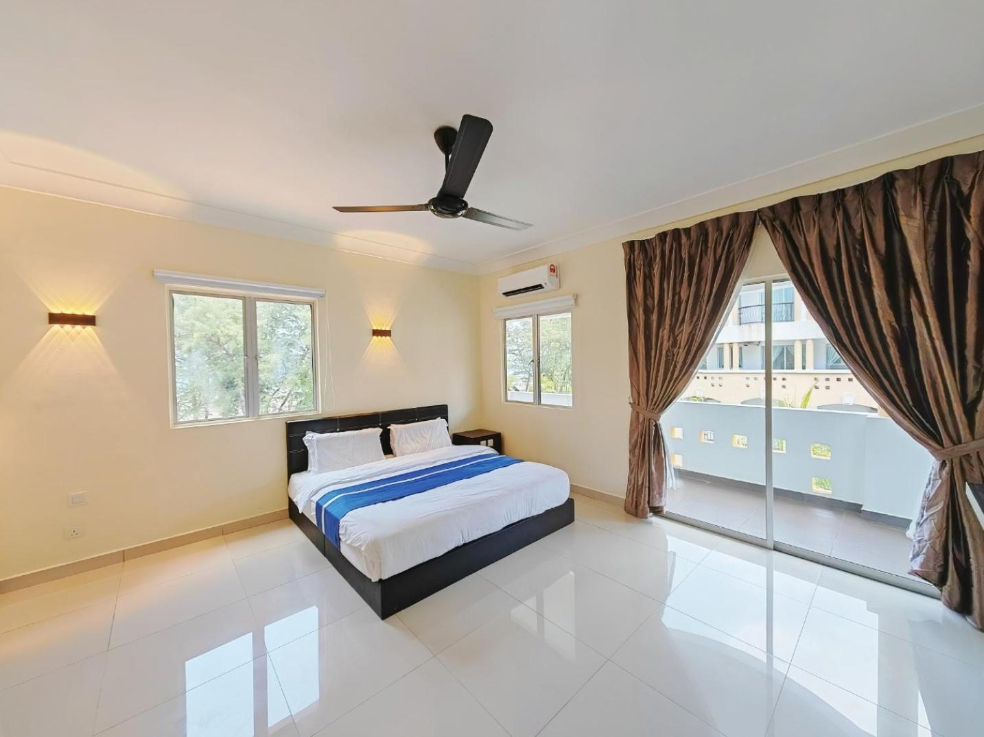 Apartment Black Sky Mirror
